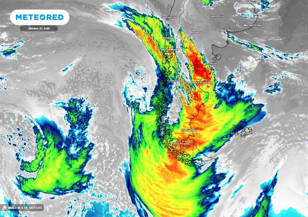 imagen satelital del sistema frontal intenso que cruza por el país