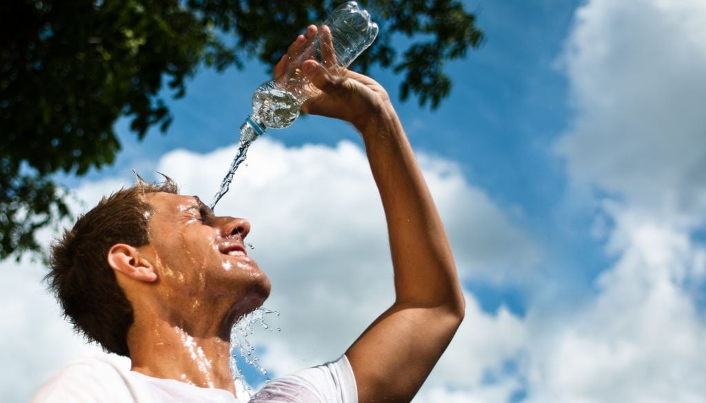 Die Temperaturen werden immer wärmer. Viel Trinken und erfolgreicher Hitzeschutz sind mehr als wichtig