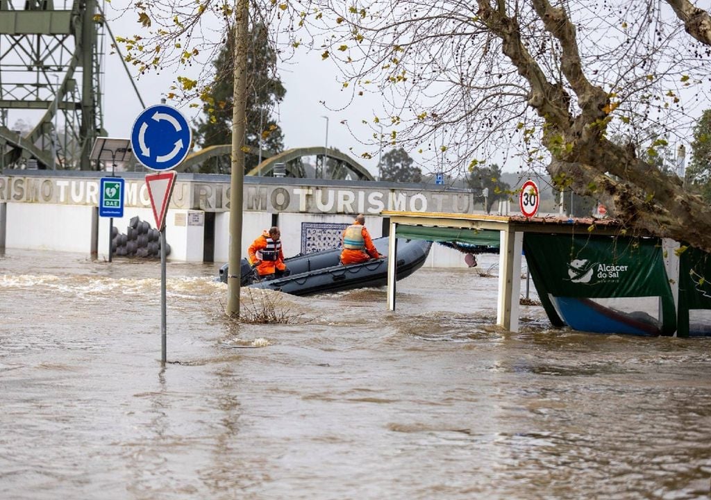 A tempestade Leonardo, na primeira semana de fevereiro, deixou a Baixa de Alcácer do Sal debaixo de água. Foto: Município de Alcácer do Sal