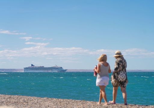 Sol, playa y viento de sur: vacaciones de verano 2026 en el destino costero más importante de la Patagonia argentina