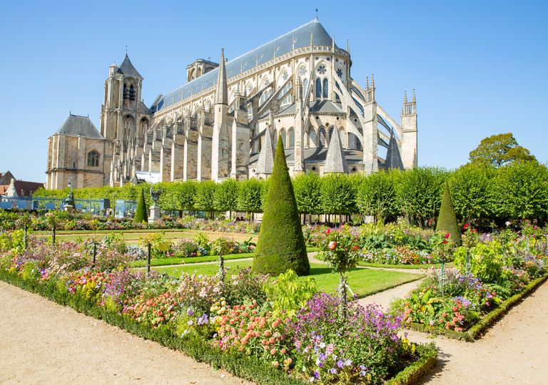Bourges dans le Cher Bourges dans le Cher