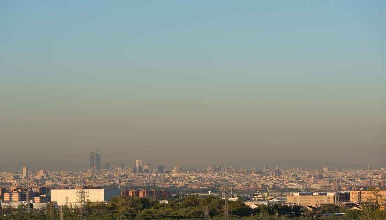 Solo 1 de cada 20 personas en el mundo respir&oacute; aire con niveles buenos de ozono en 2026, confirma un estudio