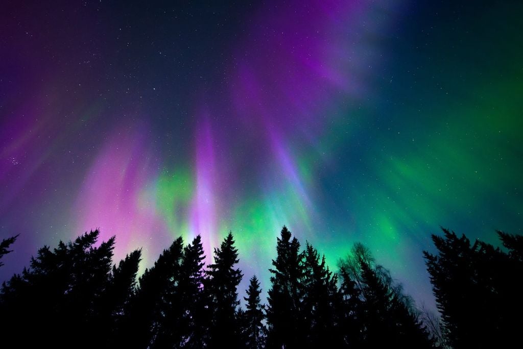 A dazzling northern lights show is possible the next few nights.