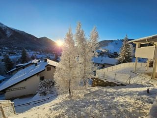 Sonne, Nebel, Regen und Schnee am Wochenende in Bayern. Unser Meteorologe Markus Köss sortiert das Ganze mal ein