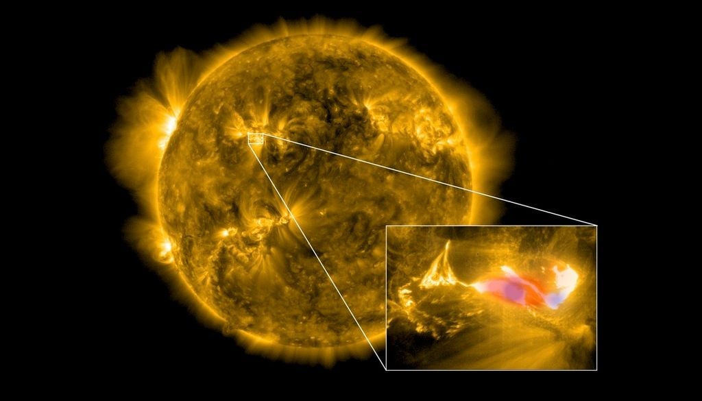 Flares sind starke Strahlungsausbrüche auf der Sonnenoberfläche, die entstehen, wenn die in verdrehten Magnetfeldern gespeicherte Energie plötzlich freigesetzt wird. Einige Wissenschaftler denken, dass Superflares auf der jungen Sonne chemische Reaktionen auf der Erde in Gang gesetzt haben. Flares sind starke Strahlungsausbrüche auf der Sonnenoberfläche, die entstehen, wenn die in verdrehten Magnetfeldern gespeicherte Energie plötzlich freigesetzt wird. Einige Wissenschaftler denken, dass Superflares auf der jungen Sonne chemische Reaktionen auf der Erde in Gang gesetzt haben. Bild: ESA & NASA/Solar Orbiter/EUI- und STIX-Teams