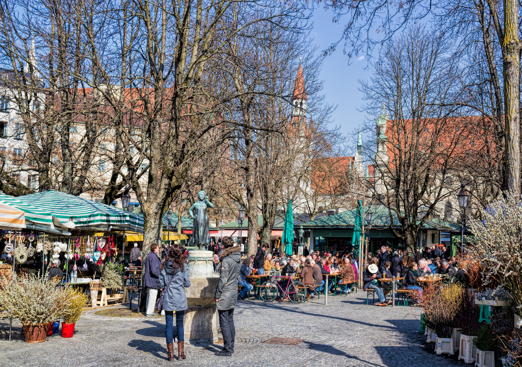 Wochenende, Atmosphäre, Viktualienmarkt, blauem Himmel, Sonnenschein Wochenende, Atmosphäre, Viktualienmarkt, blauem Himmel, Sonnenschein