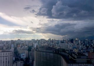 SP e RJ registram aumento de chuvas e risco de tempestades até a próxima segunda, 17; veja os alertas