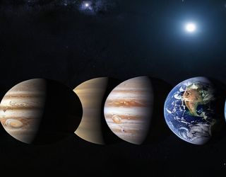 Spektakuläres Himmelsschauspiel im Juni: Gigantische Planetenparade kündigt sich an – alle mit bloßem Auge sichtbar!