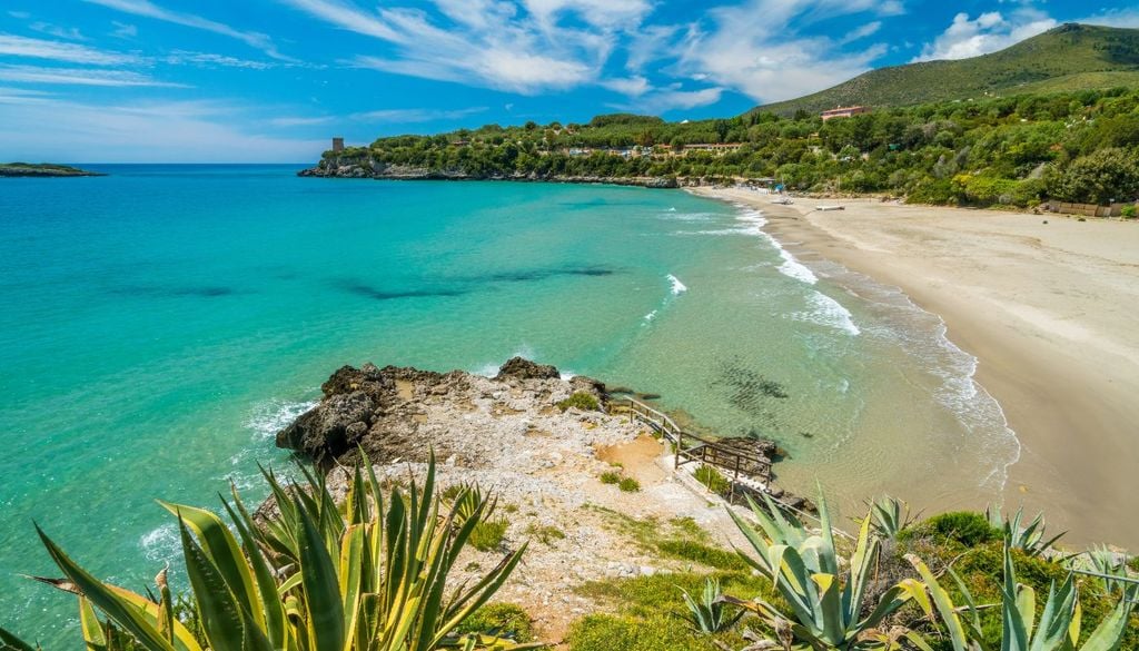 Italia Bandiere Blu 2026 La costa del Cilento, dove si trovano molte delle Bandiere Blu assegnate annualmente all'Italia