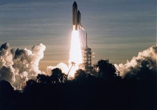 Vídeos alucinantes: el megacohete Starship consigue hacer el viaje orbital y regresar a la Tierra al cuarto intento