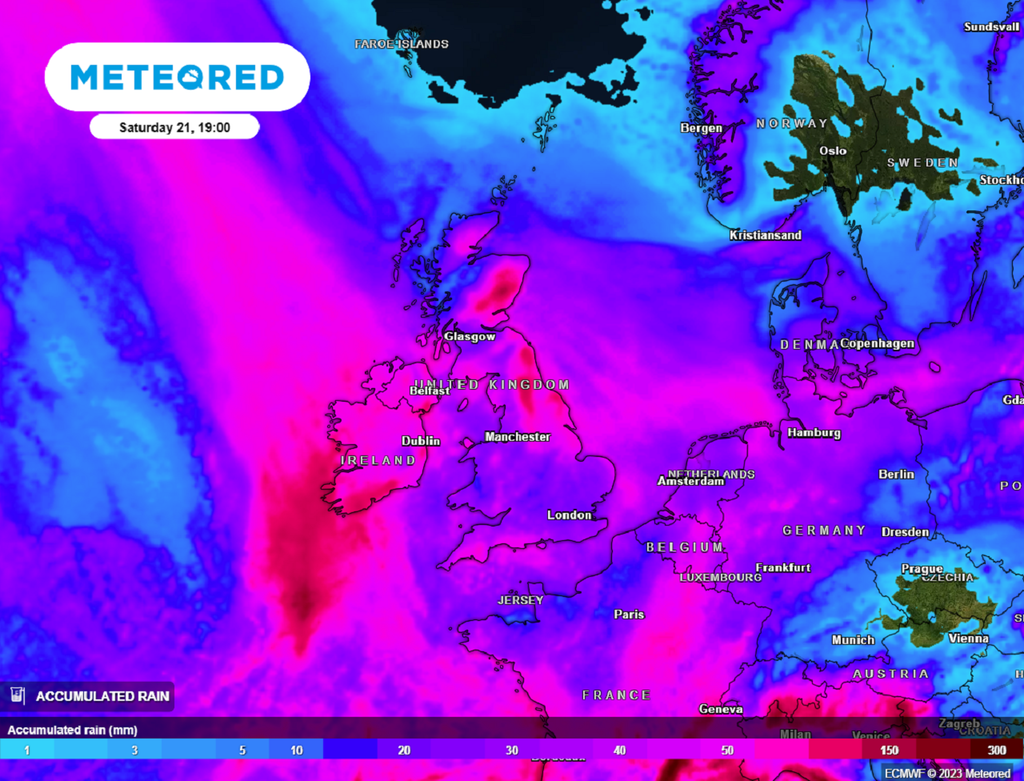 Storm Babet To Bring Severe Flood Risk To UK With Over 150mm Of Rain ...