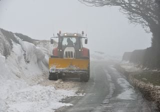 Storm Gerrit gridlocks roads in Scotland bringing blizzards, floods and travel mayhem to UK