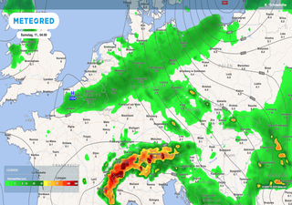 Sturmtief Bernd und Tief Charly – Zwei crazy Wetter-Matchmaker geben Vollgas mit Schnee, Sturm und Gewittern