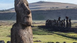 La subida del nivel del mar podría poner en peligro a 50 sitios arqueológicos en la Isla de Pascua