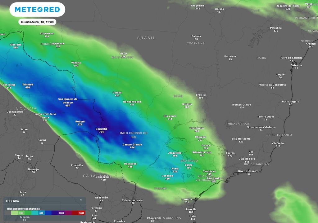 Previsão de Rios Atmosféricos na quarta-feira durante a manhã mostra um intenso transporte de umidade da região amazônica em direção à região Sul, Sudeste e Centro-Oeste.