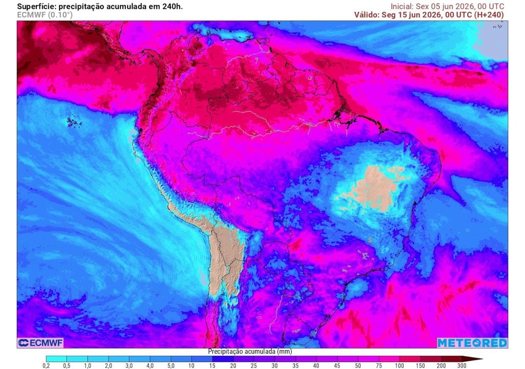 Previsão de acumulados totais de chuva até o final do domingo da próxima semana (dia 14) ilustra regiões que serão mais afetadas pela chuva ao longo da semana que vem no Brasil.