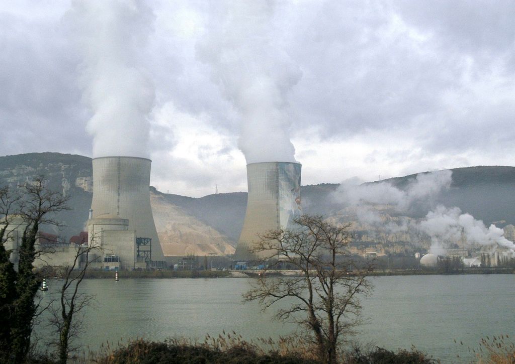 De plus en plus de centrales nucléaires sont mises à l'arrêt en ce début d'hiver, laissant craindre une pénurie ces prochaines semaines.
