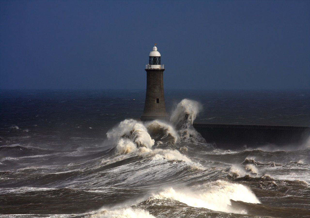 Storm Antoni Threatens To Batter UK With Thunderstorms And 70mph Winds