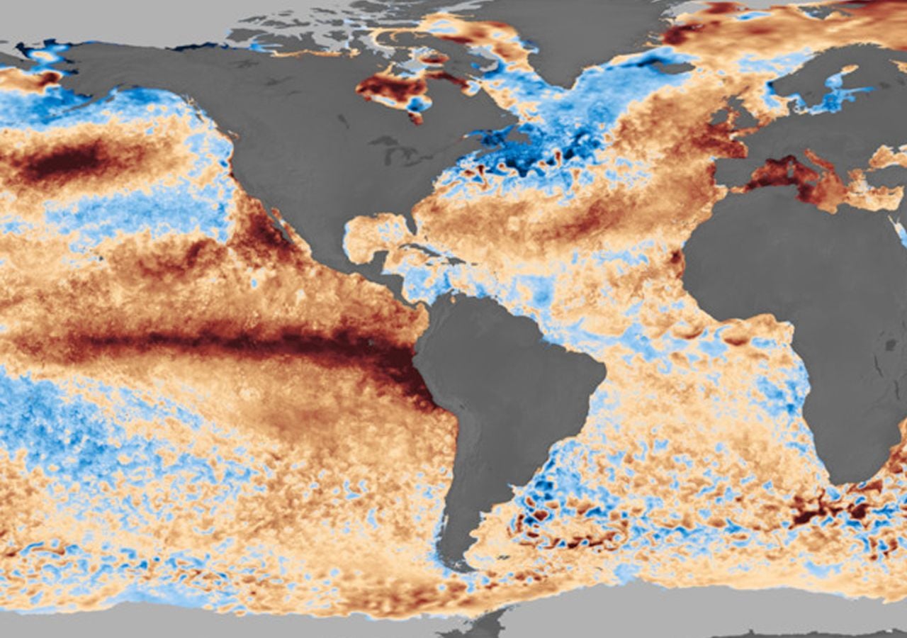 Imagen con los datos más recientes disponibles sobre la anomalía de la temperatura de la superficie del mar (TSM) obtenida y procesada por el NASA's Scientific Visualization Studio el 23 JUL 2026