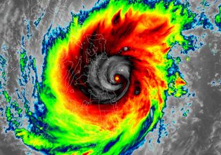 Super tufão Rai varre as Filipinas deixando pelo menos 12 mortos