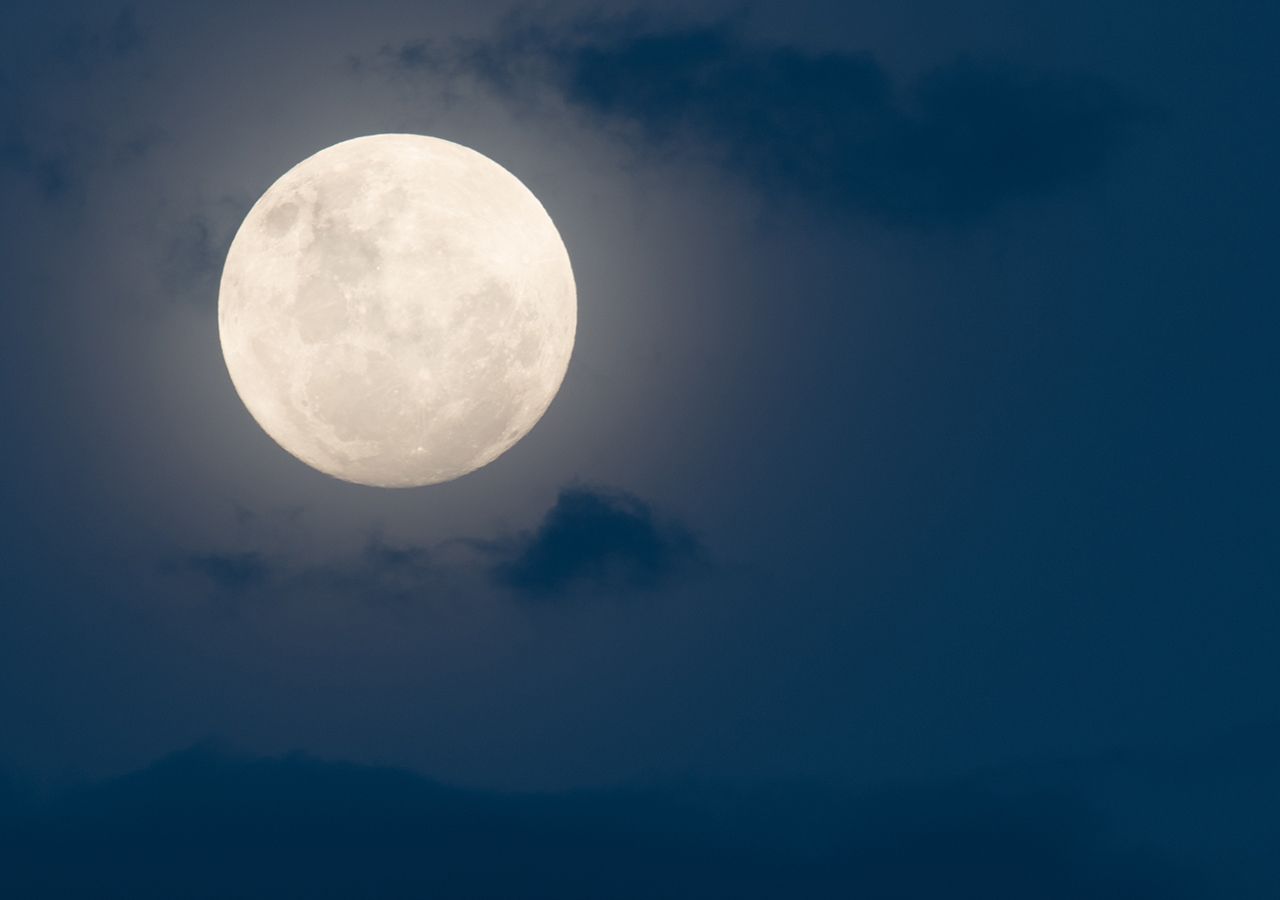 Superluna azul de agosto esta noche la Luna más grande y brillante del