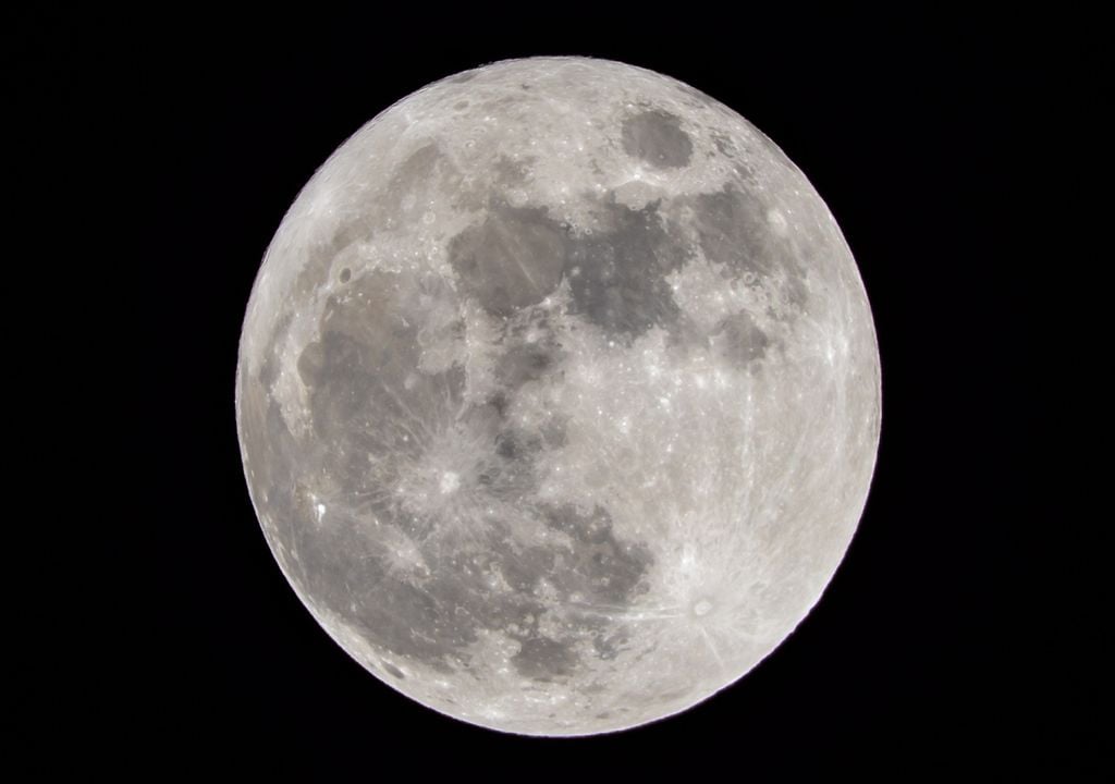 Luna de Fresa Luna de Fresa