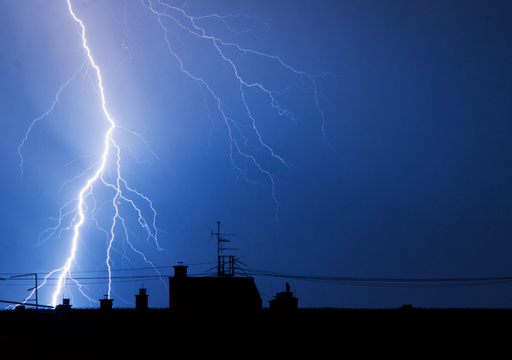 Meteored prev&eacute; posibles tormentas el&eacute;ctricas: sur, centro y norte de Chile esperan chubascos esta semana
