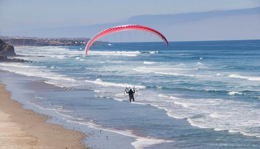 Surf, olas y cocina local: el plan perfecto para descubrir Rosarito cuando el buen tiempo acompa&ntilde;a