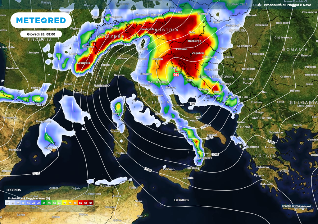 L'intenso vortice ciclonico causato dal fronte instabile Aria fredda con pioggia e neve sull'Italia