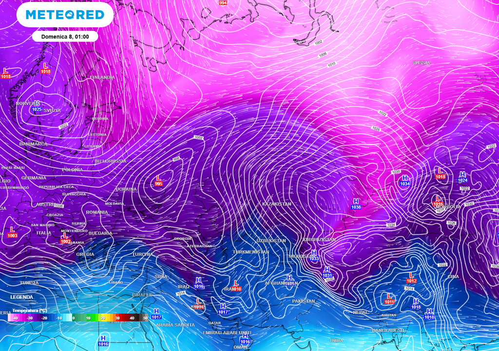 Dopo il 10 febbraio la situazione potrebbe cambiare. Con la NAO negativa, aumentano le probabilità di incursioni fredde fino al Mediterraneo. Questo si tradurrebbe in maggiore instabilità e precipitazioni sopra la media al Centro-Sud, neve abbondante sulle Alpi e Appennini, e rischi di nevicate a quote molto basse o al livello del mare al Nord.