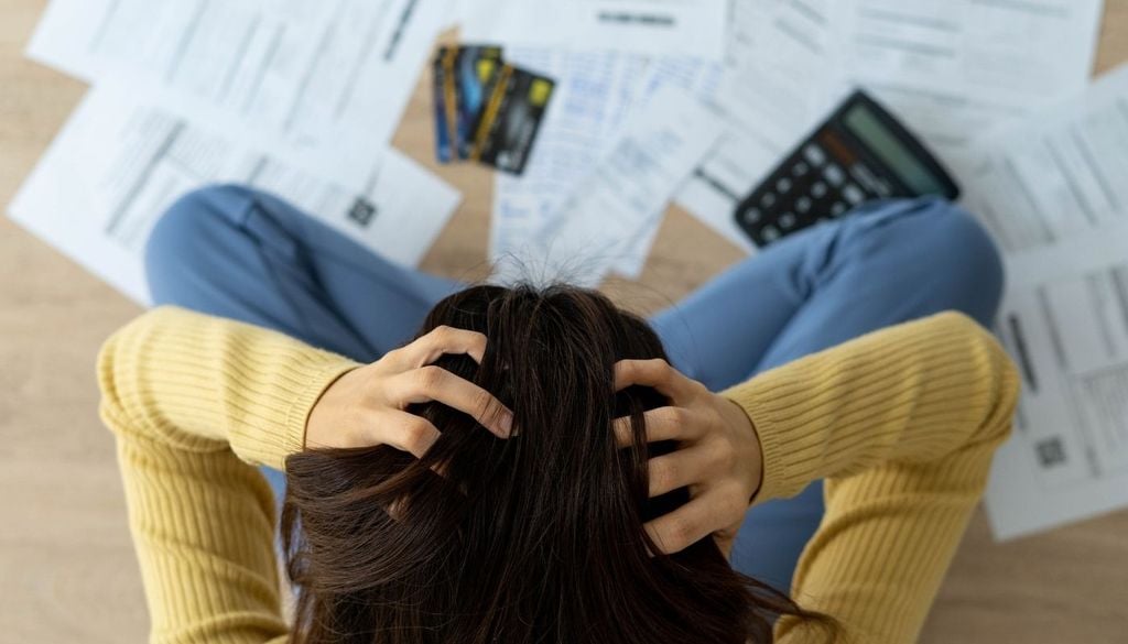 Datos de la Estrategia Nacional de Inclusión Financiera de 2024 identifican entre los desafíos de los jóvenes la alta presencia de deuda y problemas de morosidad.
