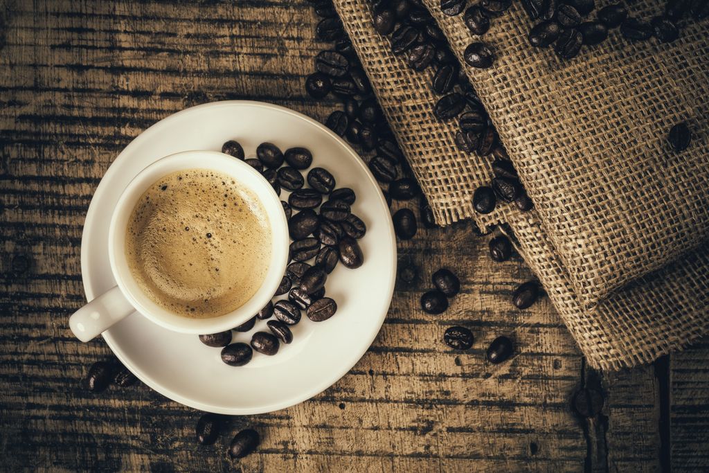 Does Decaffeinated Coffee Have Caffeine We Explain How To Remove It