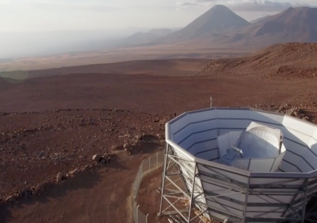 El Telescopio Cosmológico de Atacama está instalado a 5.190 metros de altura en el desierto de Atacama. Imagen: ACT.