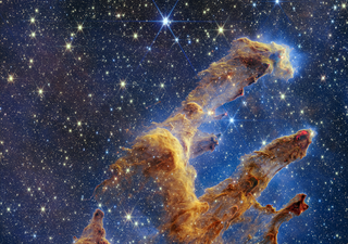 Telescópio James Webb capta com nitidez incrível os Pilares da Criação