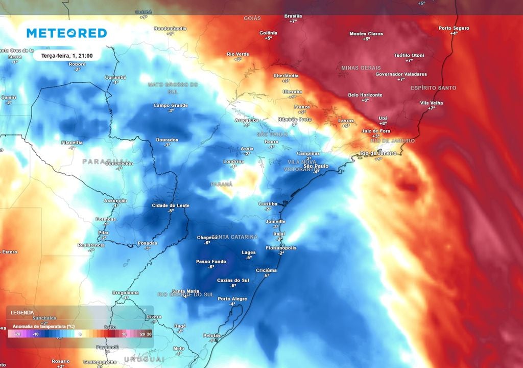 Previsão de anomalias de temperatura na terça-feira durante a noite. Previsão de anomalias de temperatura na terça-feira durante a noite mostra o avanço de uma massa de ar frio pelo Brasil, fazendo as temperaturas caírem no RS, SC, PR, MS e em SP.