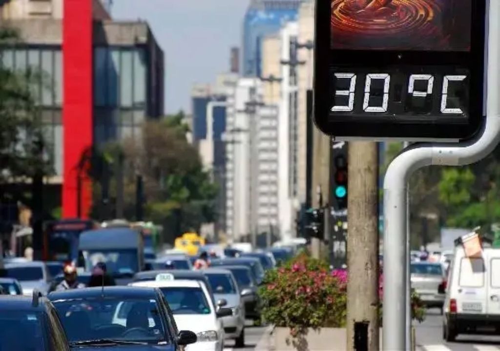 Na capital paulista as temperaturas podem ultrapassar 34°C. Foto: Reprodução/Internet.