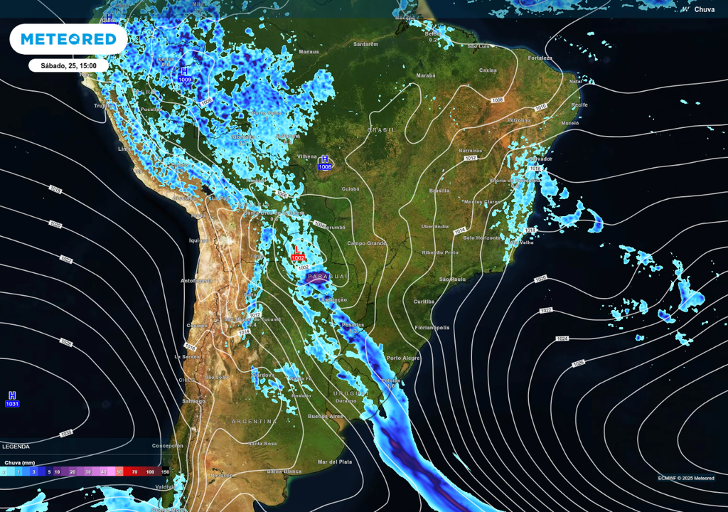Previsão de probabilidade de chuva (em cores) e pressão atmosférica (linhas) neste sábado (25), de acordo com o ECMWF.
