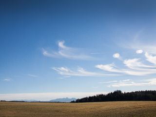 Temperaturas mais agradáveis e umidade do ar em níveis críticos