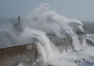 Atlantic storm to batter UK with 60 mph winds and torrential rain