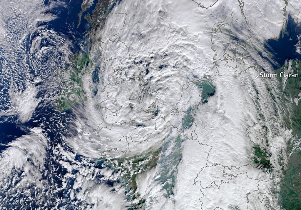 tempestade Ciarán tempestade Ciarán