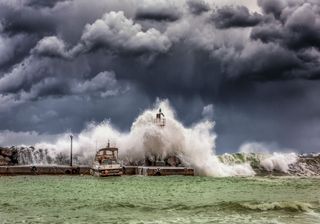 Tempestade Helena ameaça Portugal: vendaval, aguaceiros, mar furioso!