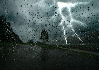 Tempestades com ar polar geram chuva abundante em Portugal esta semana