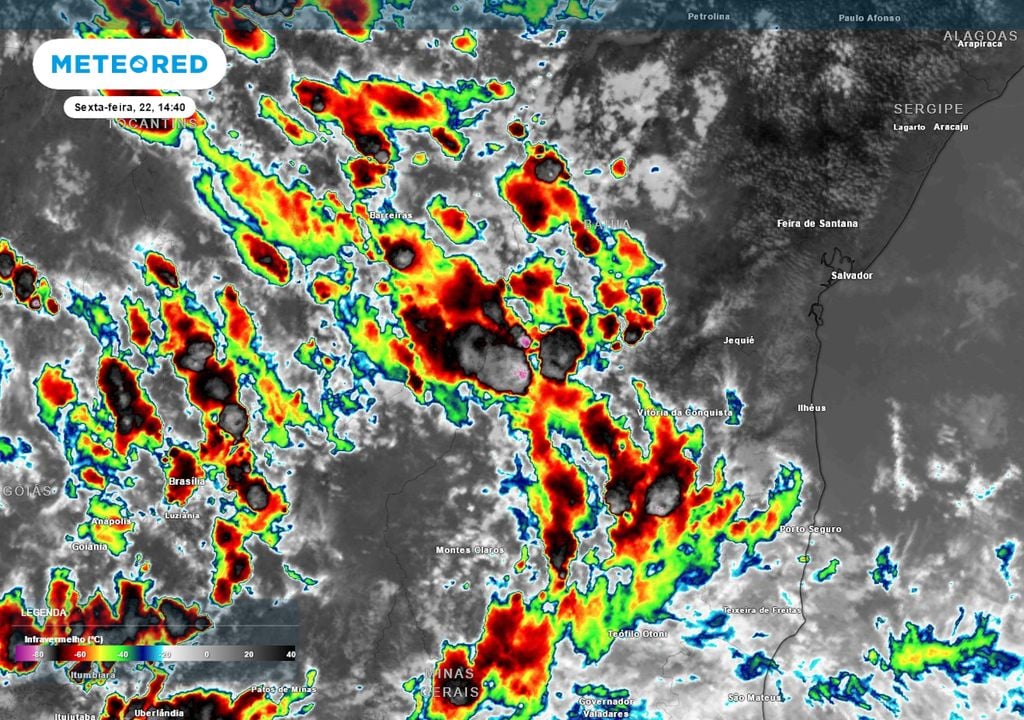 Imagens de satélite (infravermelho) nesta sexta-feira de tarde.