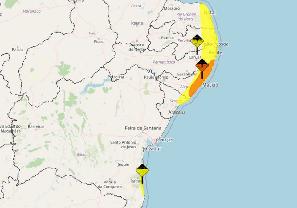 Mapa de avisos de chuva intensa e tempestade emitidos pelo INMET nesta segunda-feira.