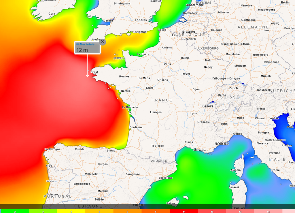 Ciarán va générer des conditions dantesques en mer avec des vagues de plus de 10 mètres et une surcote dépassant localement 2 mètres sur le littoral.