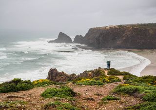 Semana arranca com chuva e nebulosidade densa: até quando?