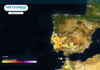 Tempo em Portugal: do calor atípico ao risco de aguaceiros e trovoadas. Estas serão as regiões mais afetadas