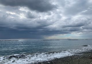 Tempo no fim de semana: muito fresco e com chuva em Portugal, Açores em Aviso Amarelo por precipitação forte e trovoada