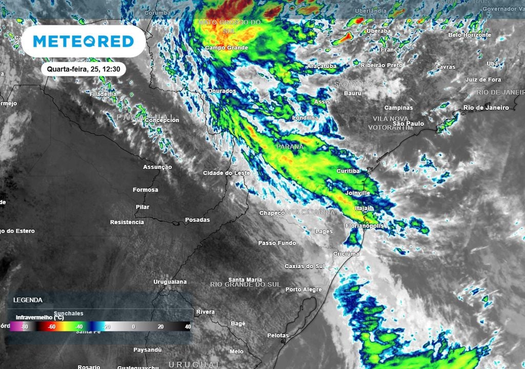 Imagens de satélite (canal infravermelho) no dia 25 às 12h30.