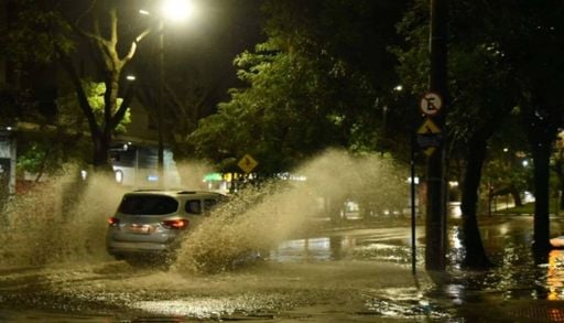 Temporais atingem SP e MG com granizo, alagamentos e deslizamentos; veja imagens